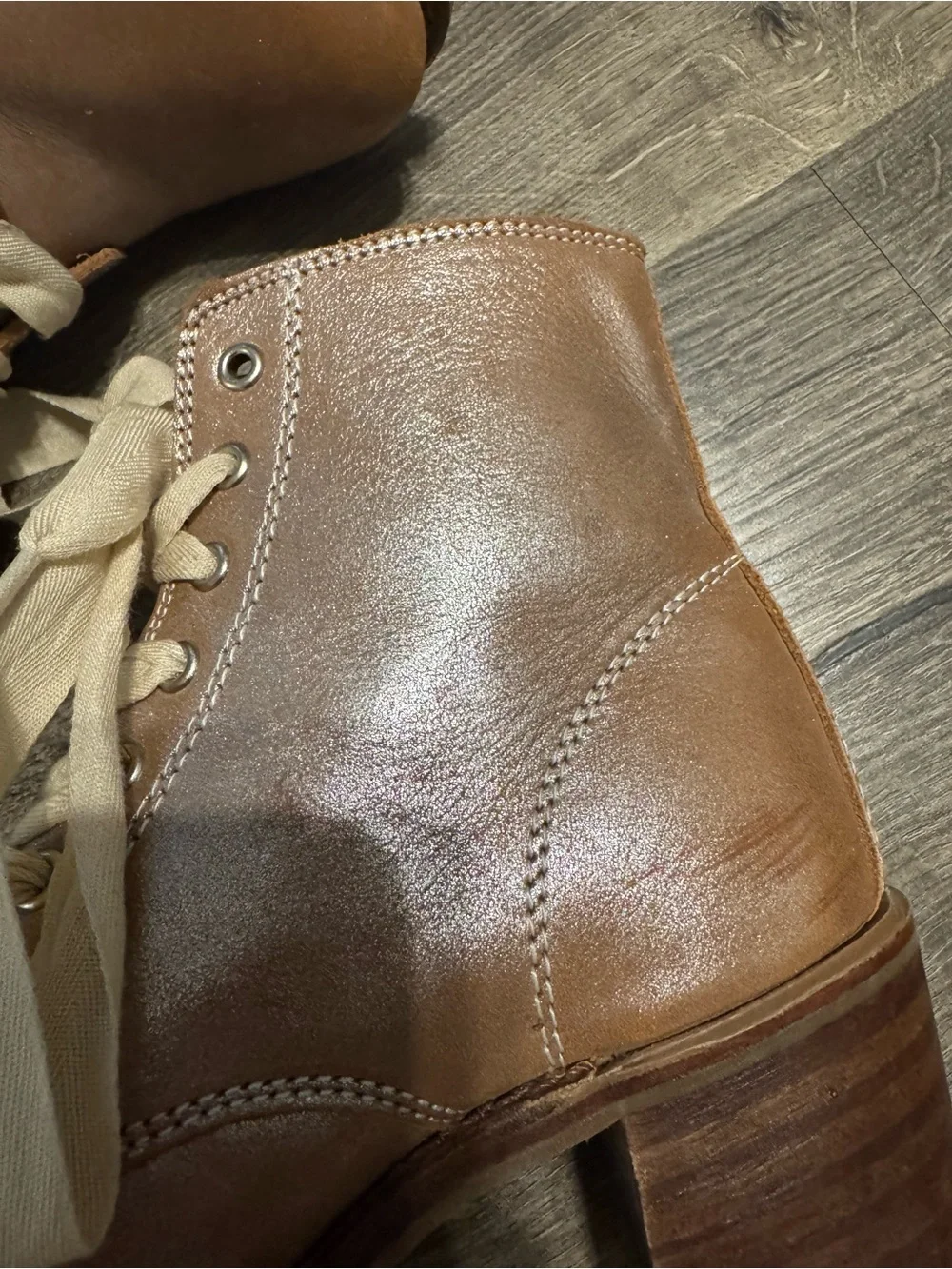 Frye - Picture 5 of 7